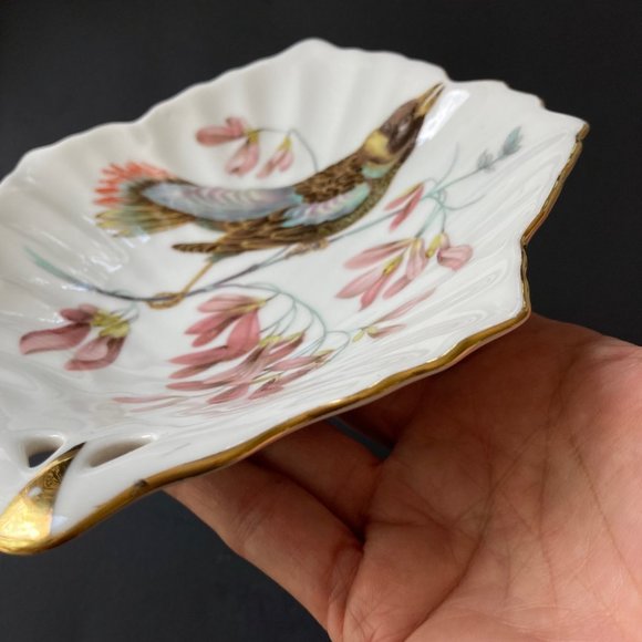 VTG Mitterteich Bavaria Germany Leaf Shape Hand Painted Bird /Floral Design Dish - Picture 14 of 17